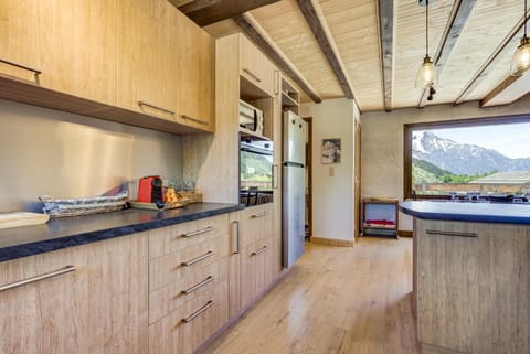 Le 111 - Chalet 4CH Calme Vue Pano 5mn Grands Montets Chalet in Chamonix