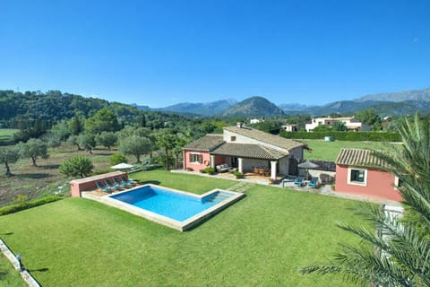 Property building, Garden, Pool view