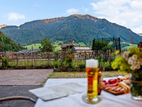 View (from property/room), Balcony/Terrace, Seating area, Garden view, Mountain view