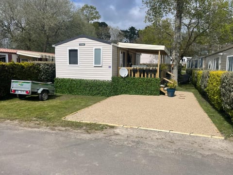 Garden, Parking