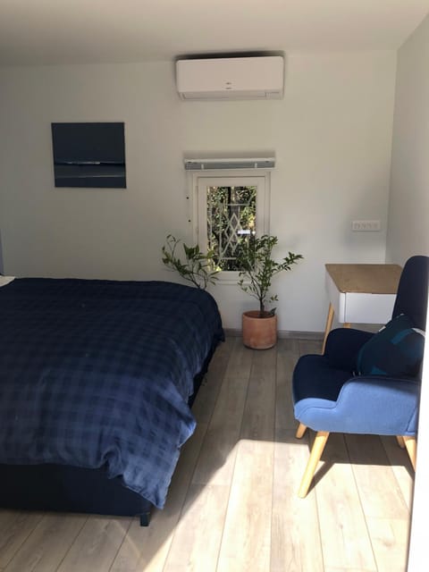 1 chambre indépendante dans maison Vacation rental in Tassin-la-Demi-Lune