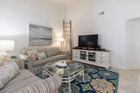 1690 Bluff Villas Villa in Hilton Head Island