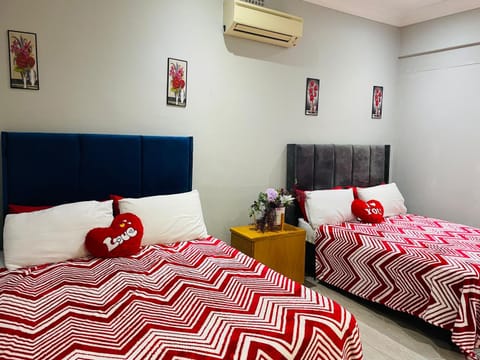 Annika`s dormitory in claremont Hostel in Cape Town