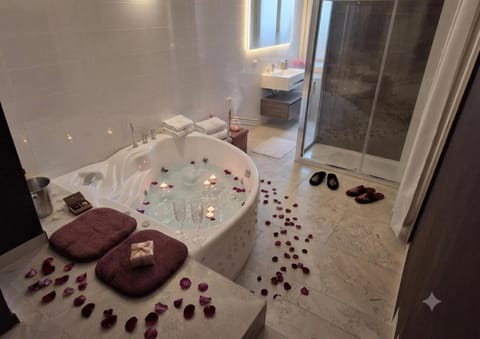 Shower, Bathroom, Bath