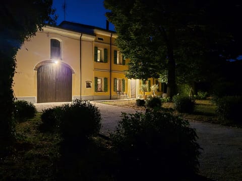 Property building, Night