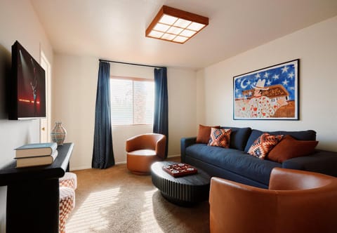 Cactus Spur - Pool & Fire Pit - Mins to Old Town House in Mesa