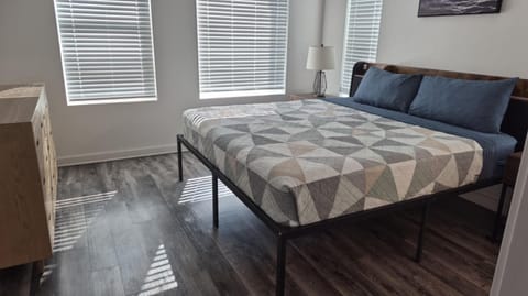 Fully Furnished 1BR with WiFi & Laundry in Leander Apartment in Leander