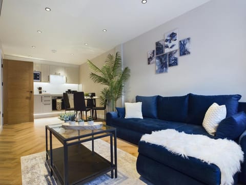 Kitchen or kitchenette, Living room, Photo of the whole room, Seating area, Dining area