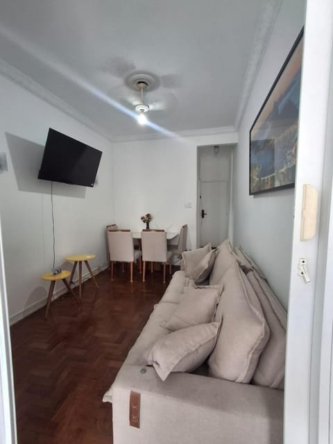 TV and multimedia, Living room, Dining area