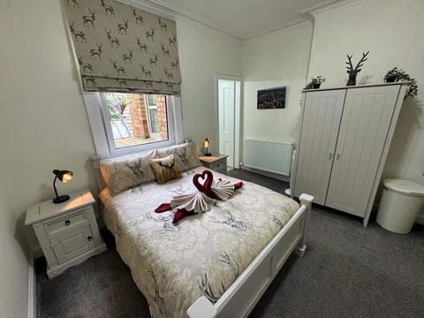 Bed, Photo of the whole room, Bedroom, towels, wardrobe