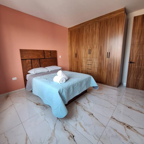 Bed, Bedroom, towels, wardrobe