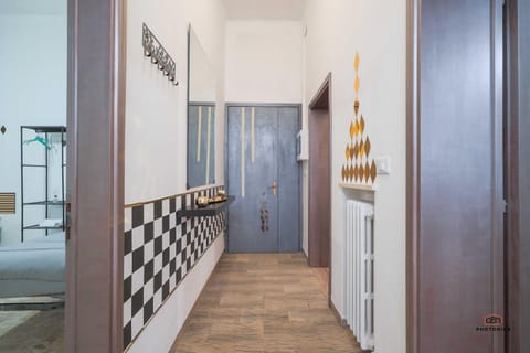 Entertainment, internet