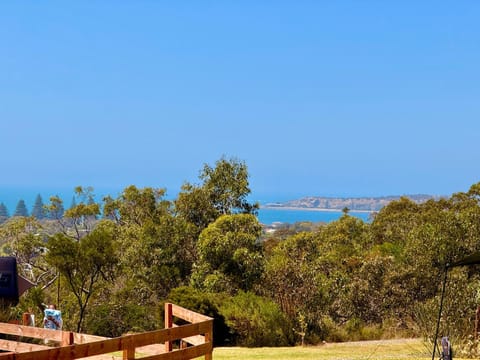 Nearby landmark, Natural landscape, Garden, Sea view