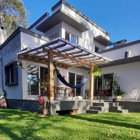 Patio, Garden, Garden, Balcony/Terrace, Balcony/Terrace, Garden view