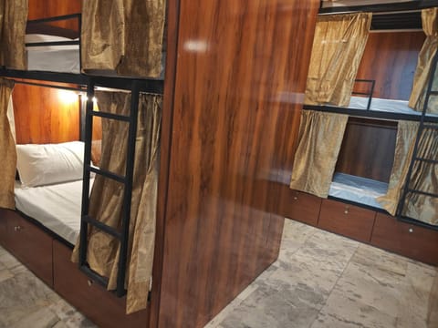 Bed, Photo of the whole room, Bedroom, bunk bed