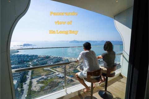 Day, Natural landscape, View (from property/room), Balcony/Terrace, City view, Sea view