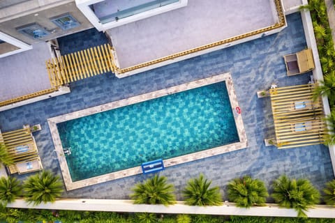 Day, View (from property/room), Balcony/Terrace, Swimming pool