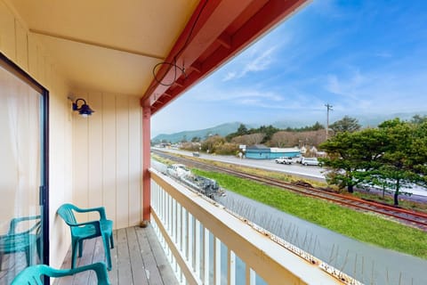 Sea Treasures Inn #211 House in Rockaway Beach