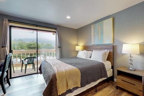 Sea Treasures Inn #211 House in Rockaway Beach