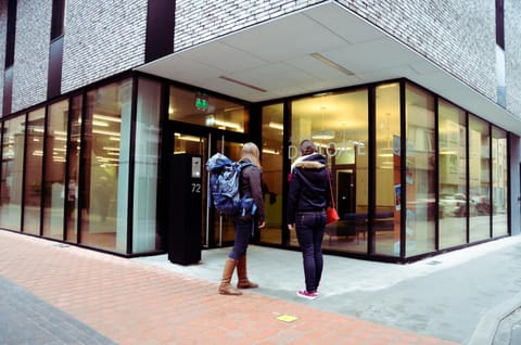 Property building, Facade/entrance