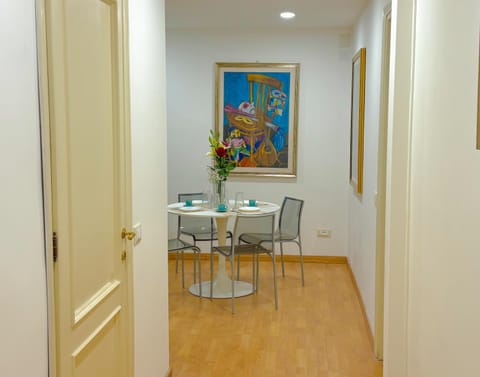 Decorative detail, Decorative detail, Dining area