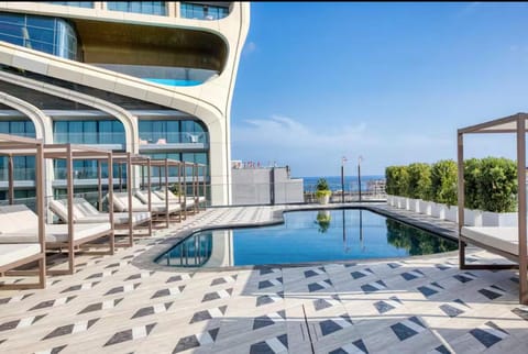 Patio, Day, Natural landscape, View (from property/room), Balcony/Terrace, Pool view, Sea view, Swimming pool, sunbed