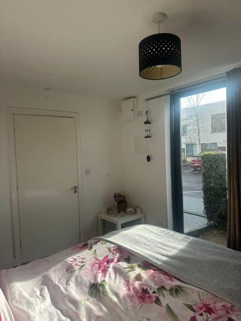 Cozy Room , prime location Vacation rental in Dublin