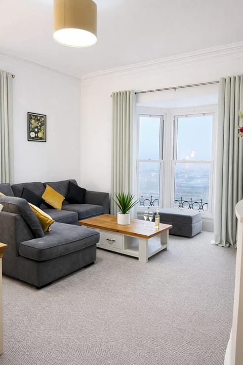 Living room, Seating area, City view, City view