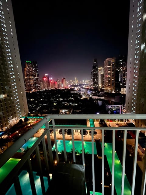 Night, View (from property/room), Balcony/Terrace, City view