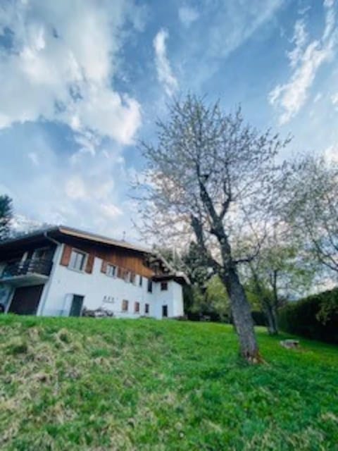 Les Carlines des Bossons - Jardin & Panorama Apartment in Les Houches