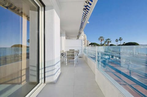 Property building, Patio, Sea view
