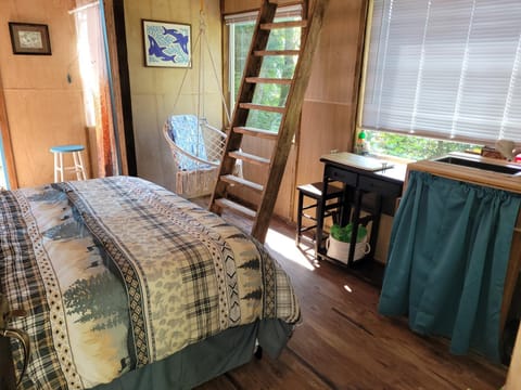 Moss Haven on Hood Canal Luxury tent in Hood Canal