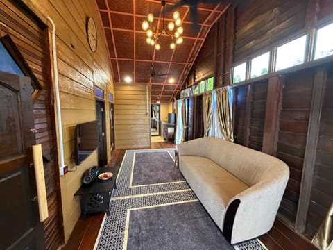 Living room, Family