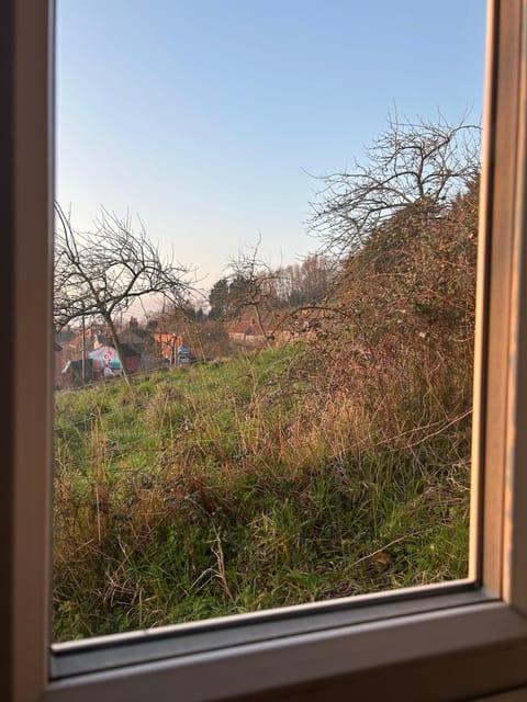 Pheonix Cottage on Glastonbury Tor House in Glastonbury