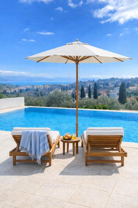 Patio, Day, View (from property/room), Balcony/Terrace, Pool view, Swimming pool, sunbed