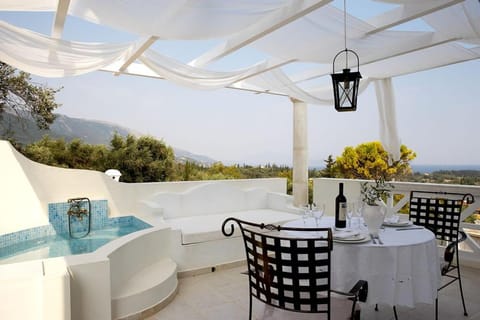 Patio, Day, Natural landscape, View (from property/room), Balcony/Terrace, Seating area, Dining area, Mountain view