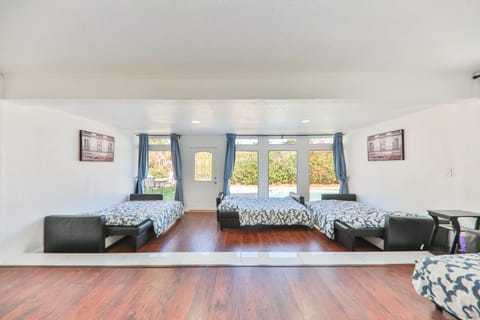 Oasis of Love and Joy Family House in Ojus