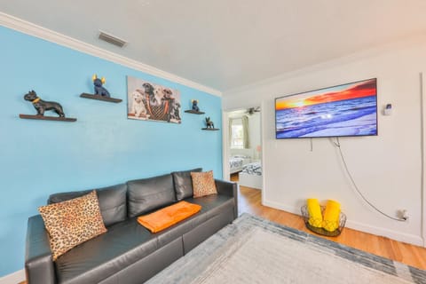 Family Eat Sleep Relax Repeat House in Hollywood