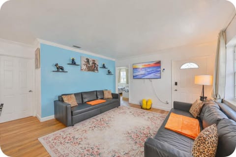 Family Eat Sleep Relax Repeat House in Hollywood