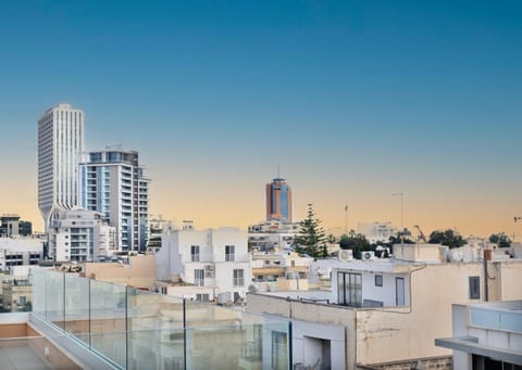 S162 - Modern 2 bed penthouse in Swieqi Apartment in Saint Julians