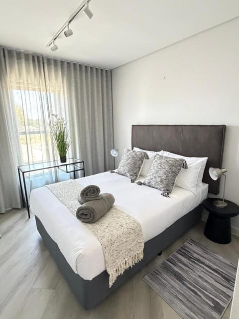 Platform 123 - 2 On Tabak with onsite Parking Apartment in Cape Town