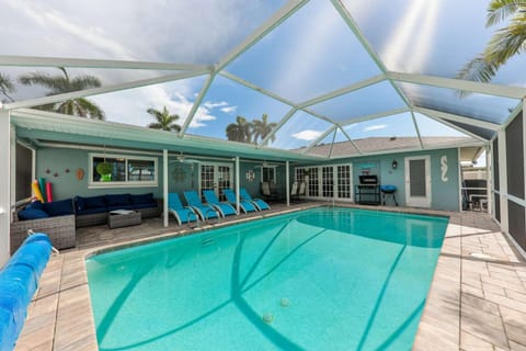 Island Paradise Villa RNT-01125 House in Cape Coral