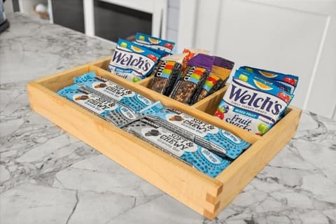 Beach Haven Updated Steps to Beach with Stunning Ocean Views Apartment in Edgewater