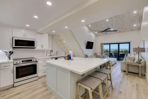 Penthouse Beach Villa on Captiva House in Sanibel Island
