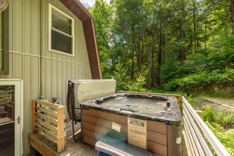 Pop-a-Top Inn House in Deep Creek Lake