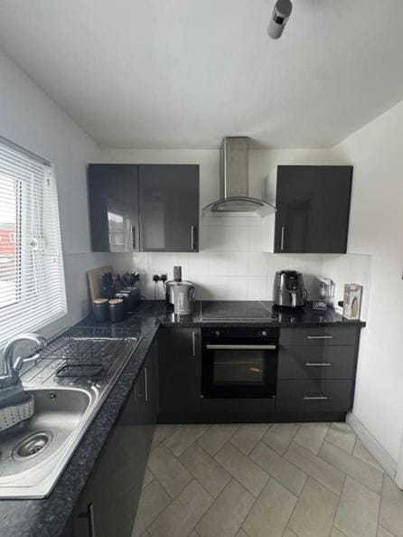 Cozy Room in shared flat 25 minutes away from the city centre Vacation rental in Oldham