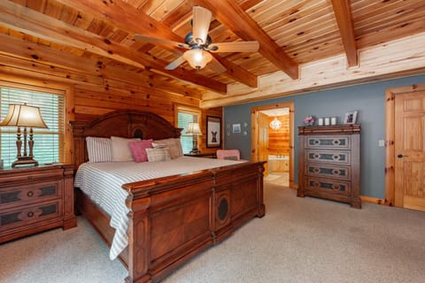 Peak of Perfection House in McHenry