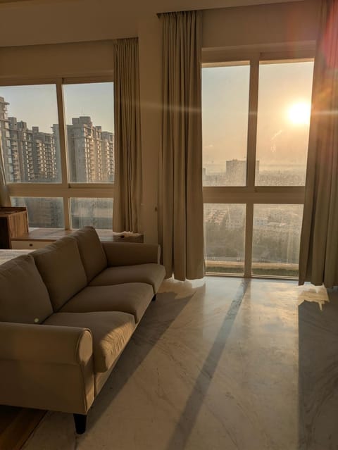 Living room, Seating area, Sunrise