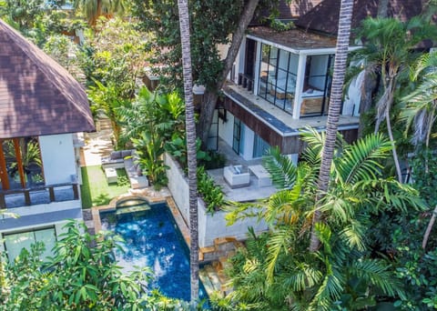 Property building, Swimming pool