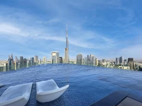 Nearby landmark, City view, Landmark view, Pool view, Swimming pool